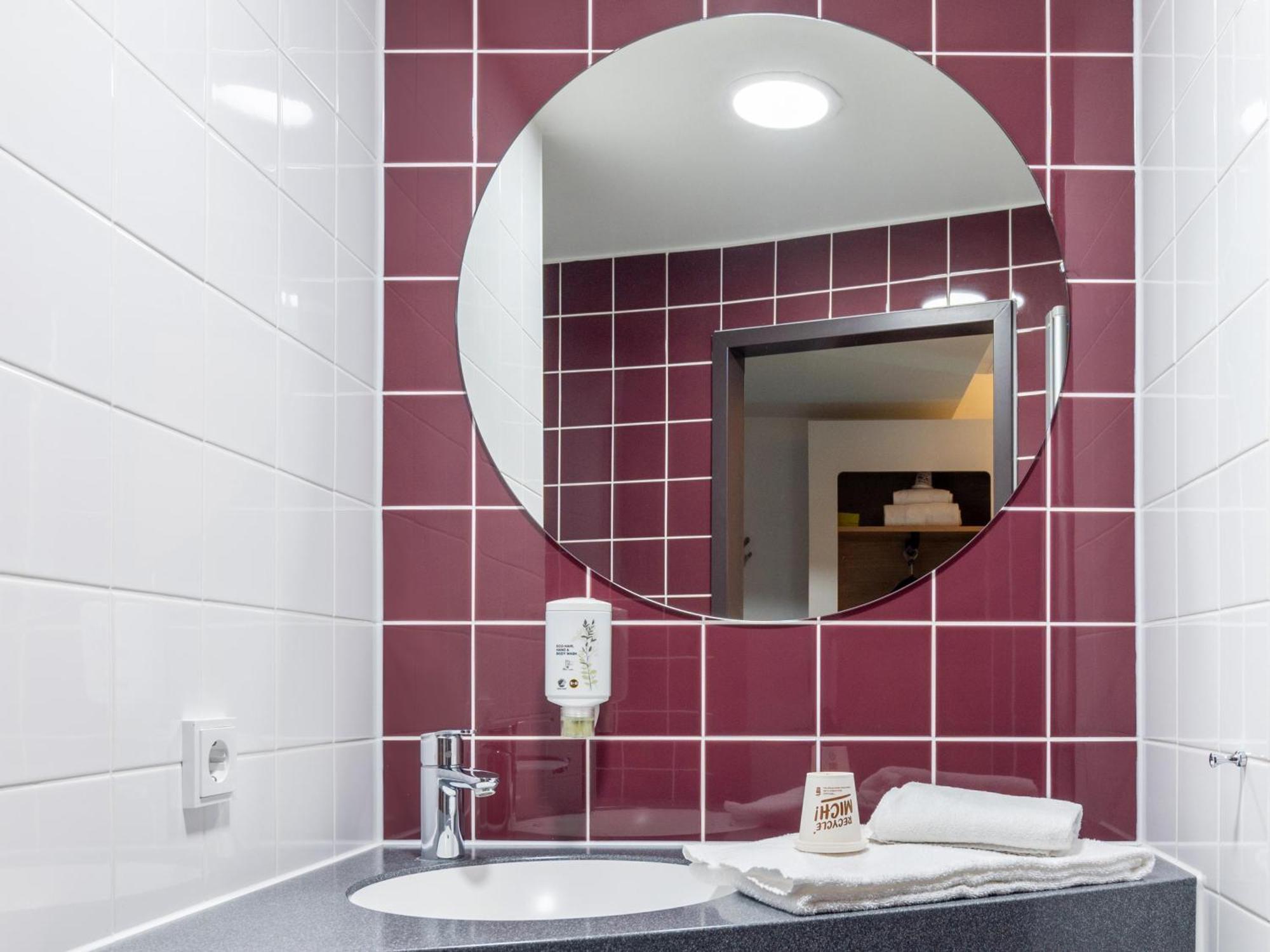 B&B Hotel Stuttgart-Bad Cannstatt Exteriör bild