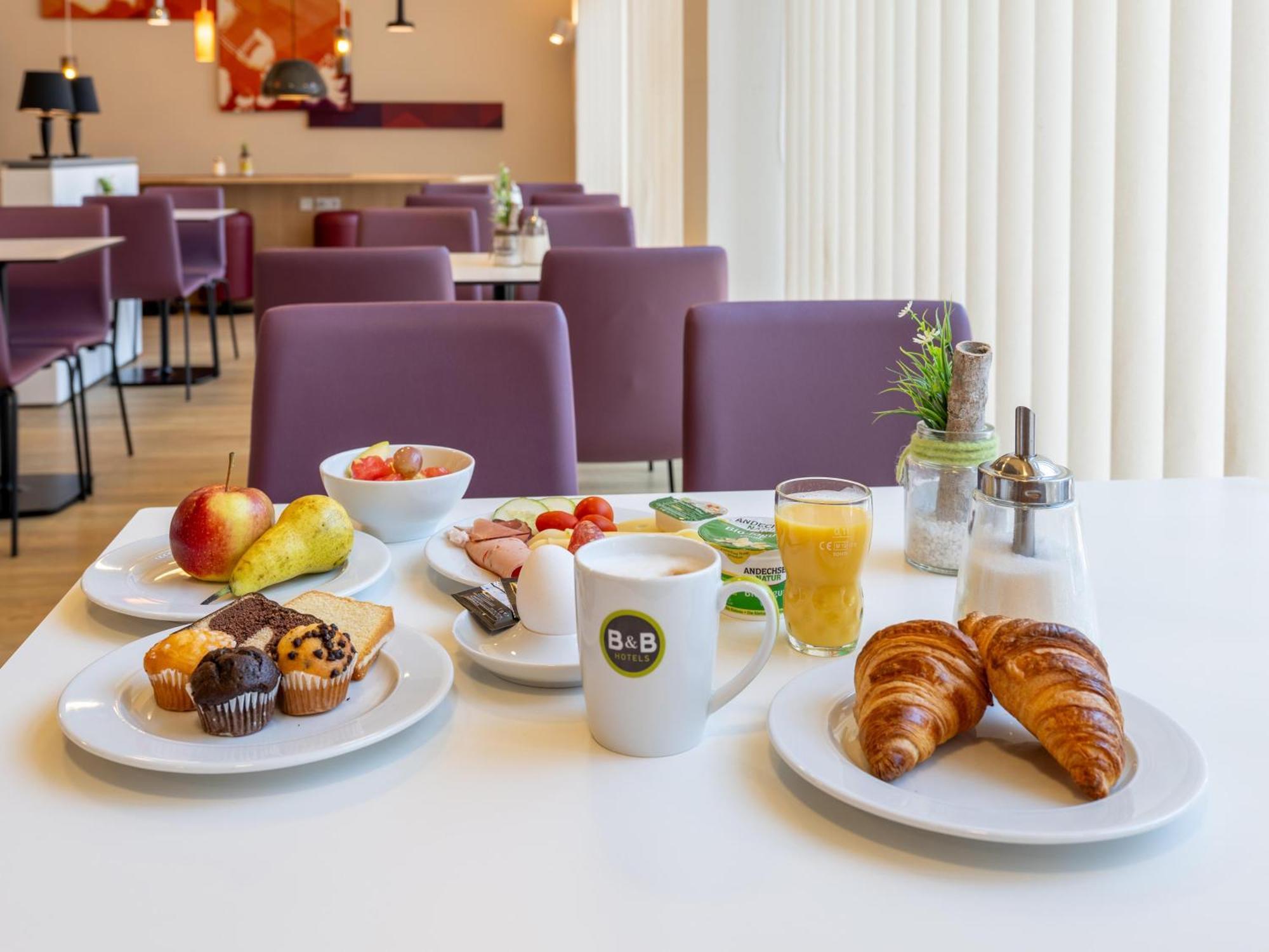 B&B Hotel Stuttgart-Bad Cannstatt Exteriör bild