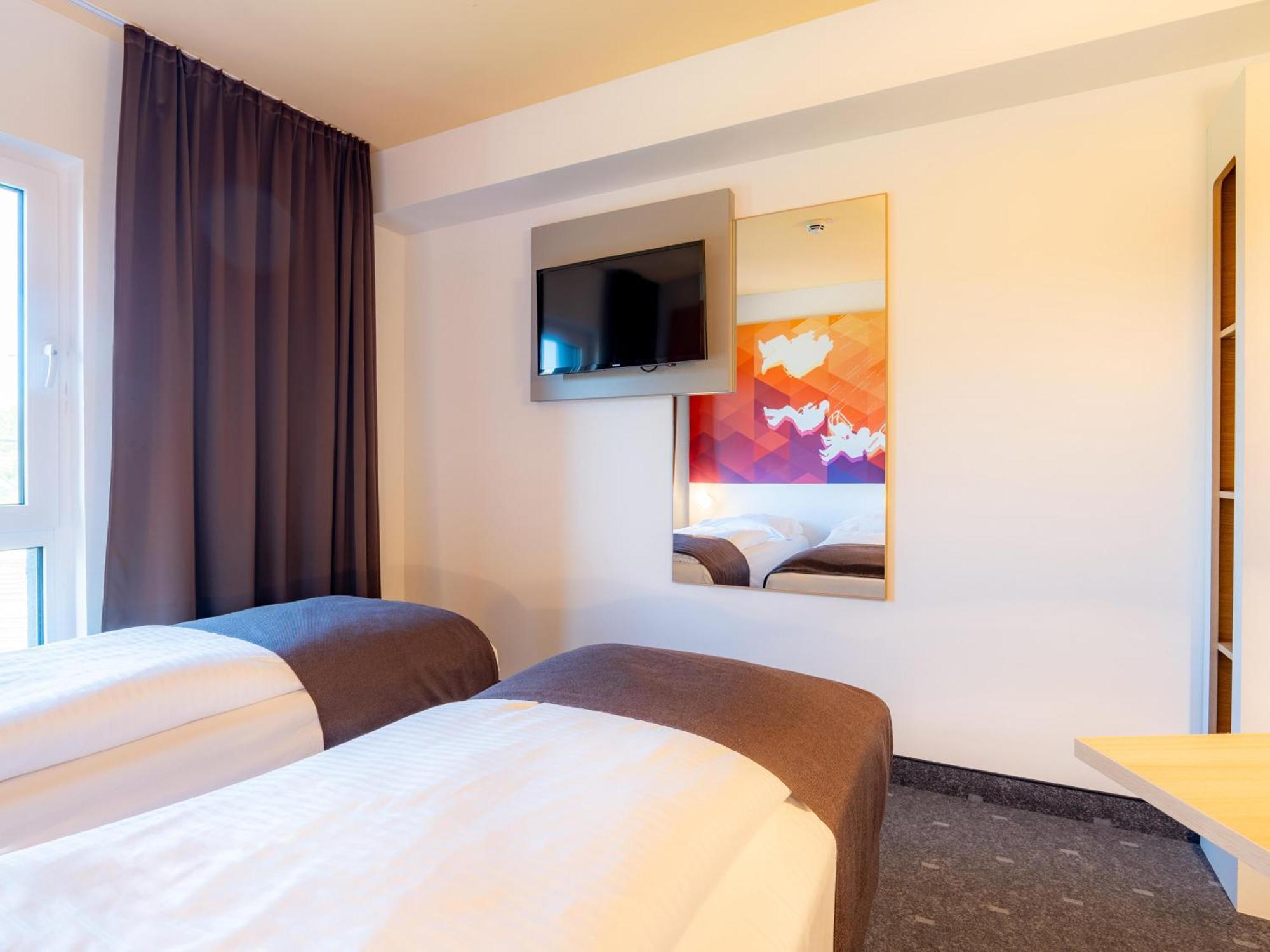 B&B Hotel Stuttgart-Bad Cannstatt Exteriör bild