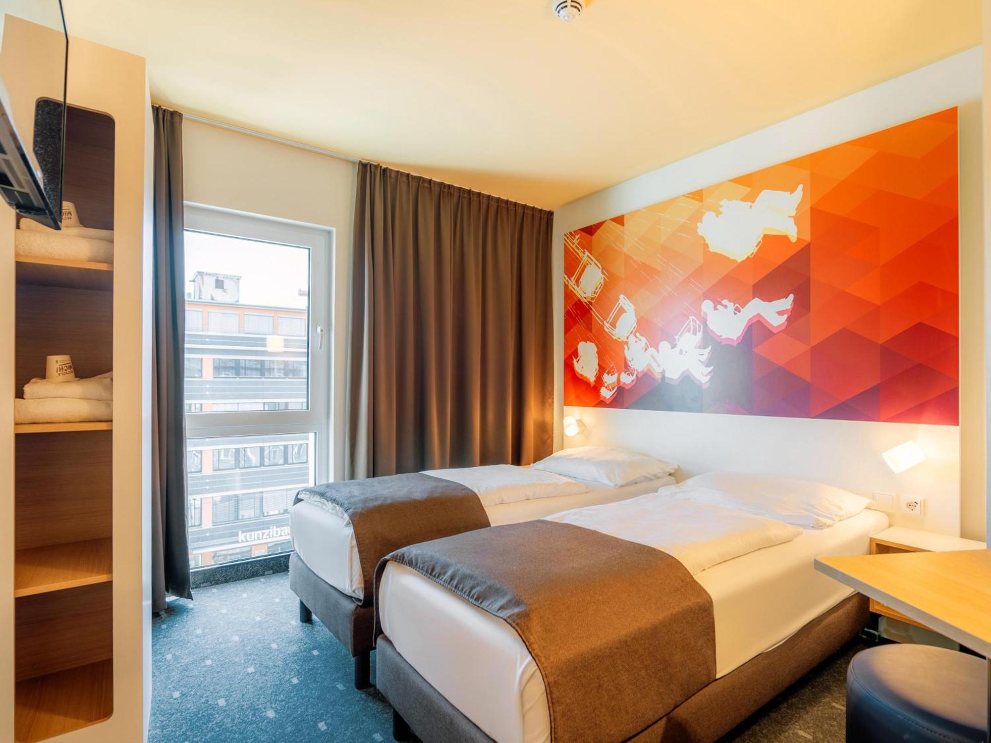 B&B Hotel Stuttgart-Bad Cannstatt Exteriör bild