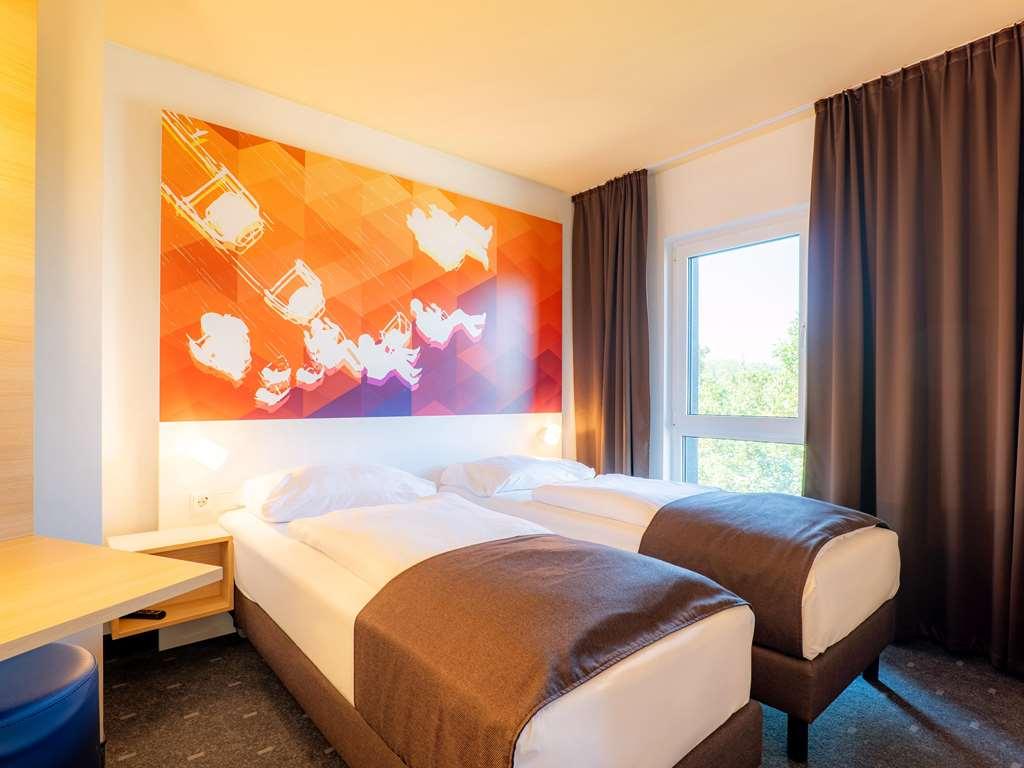 B&B Hotel Stuttgart-Bad Cannstatt Rum bild