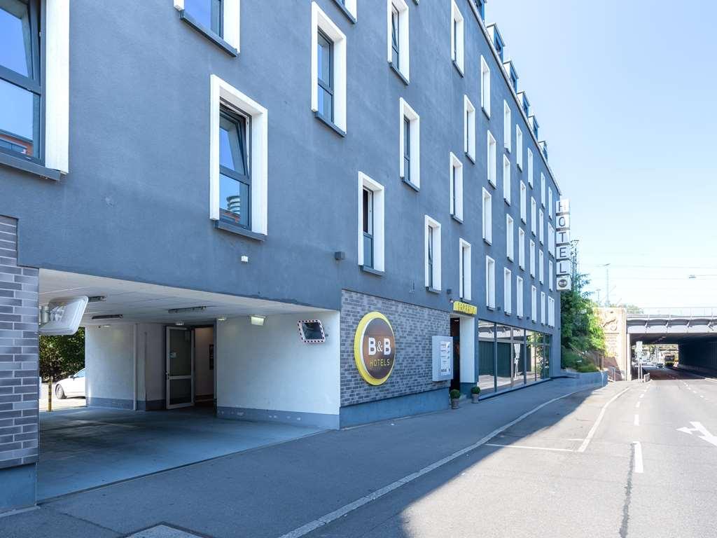 B&B Hotel Stuttgart-Bad Cannstatt Exteriör bild
